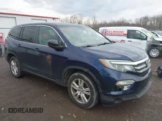 2016 Honda Pilot LX with VIN 5FNYF6H13GB061503, listed as a IAAI auction lot 42096651 with 226,785 mi miles. Bid and sale history available at carsss.com. Image 1.