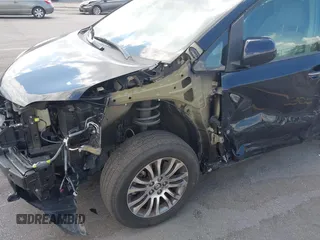 2018 Toyota Sienna XLE Auto Access Seat с VIN 5TDYZ3DC4JS962153, выставлен на аукционе IAAI как лот 42625213 с пробегом 75 006 миль миль и . История ставок и продаж доступна на DreamBid. Изображение 21.