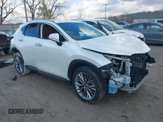 2022 Lexus NX with VIN JTJGGCEZ3N5003887, listed as a IAAI auction lot 41632338 with 33,245 mi miles. Bid and sale history available at carsss.com. Image 1.