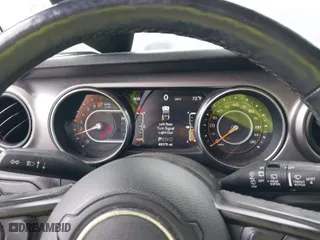 2019 Jeep Wrangler Unlimited Sport with VIN 1C4HJXDG3KW627467, listed as a IAAI auction lot 40449981 with 48,375 mi miles. Bid and sale history available at carsss.com. Image 7.