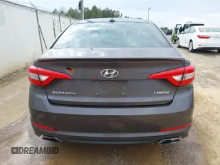 2015 Hyundai Sonata Limited with VIN 5NPE34AF4FH037765, listed as a IAAI auction lot 41887280 with 235,024 mi miles and . Bid and sale history available at carsss.com. Image 17.