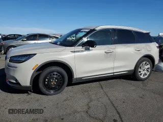 2022 Lincoln Corsair Standard z VIN 5LMCJ1C91NUL06241, wystawiony jako Copart lot #45421275 z przebiegiem 35 416 mil mil oraz Szkoda całkowita • Salvage title. Historia ofert i sprzedaży dostępna na DreamBid. Obrazek 1.