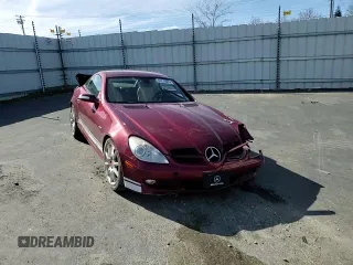 2007 Mercedes-Benz SLK 350 z VIN WDBWK56F47F138157, wystawiony jako Copart lot #44278645 z przebiegiem 84 704 mil mil oraz Szkoda całkowita • Salvage title. Historia ofert i sprzedaży dostępna na DreamBid. Obrazek 10.