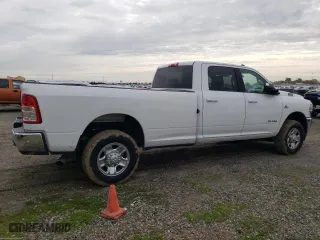 2022 Ram 3500 SLT with VIN 3C63R3HL0NG104470, listed as a Copart auction lot 49731435 with 51,996 mi miles and Salvage Title. Bid and sale history available at carsss.com. Image 3.