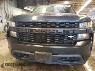 2020 Chevrolet Silverado 1500 Work Truck with VIN 1GCRYAEF1LZ163338, listed as a Copart auction lot 76897914 with 151,818 mi miles and Clean Title. Bid and sale history available at carsss.com. Image 5.