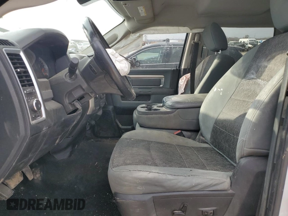 2017 Ram 2500 SLT with VIN 3C6UR5DL4HG733451, listed as a Copart auction lot 87369004 with 275,940 mi miles and Salvage title. Bid and sale history available at DreamBid. Image 7.
