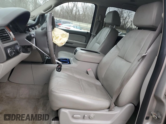 2007 GMC Yukon SLE with VIN 1GKFK13017J298556, listed as a Copart auction lot 43984975 with 168,822 mi miles and Salvage Title. Bid and sale history available at carsss.com. Image 7.