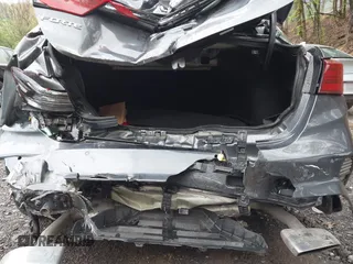 2024 Kia Forte GT z VIN 3KPF44AC7RE823026, wystawiony jako IAAI lot #42192965 z przebiegiem 8 438 mil mil oraz . Historia ofert i sprzedaży dostępna na DreamBid. Obrazek 19.