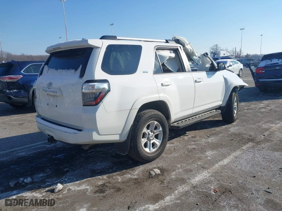 2022 Toyota 4Runner SR5 Premium with VIN JTENU5JR0N6058842, listed as a IAAI auction lot 41405515 with 27,480 mi miles. Bid and sale history available at carsss.com. Image 4.