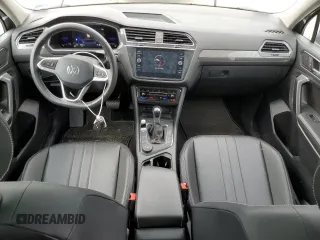 2022 Volkswagen Tiguan SE with VIN 3VV2B7AX3NM175114, listed as a Copart auction lot 52136025 with 35,906 mi miles and Salvage title. Bid and sale history available at DreamBid. Image 8.