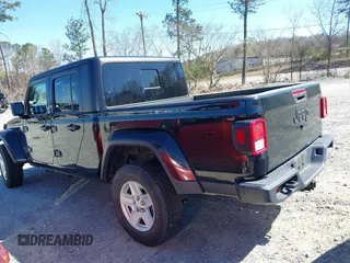 2023 Jeep Gladiator Sport S z VIN 1C6HJTAG8PL528821, wystawiony jako IAAI lot #41777653 z przebiegiem 65 656 mil mil oraz . Historia ofert i sprzedaży dostępna na DreamBid. Obrazek 14.