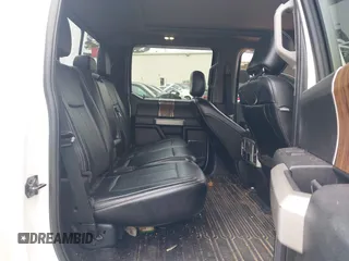 2018 Ford F-150 XL with VIN 1FTEW1E54JFC35059, listed as a IAAI auction lot 40938830 with 189,942 mi miles. Bid and sale history available at carsss.com. Image 8.