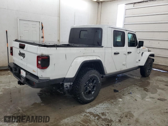 2024 Jeep Gladiator Sport S with VIN 1C6HJTAG8RL129605, listed as a Copart auction lot 50346665 with 41 mi miles and Salvage title. Bid and sale history available at DreamBid. Image 3.