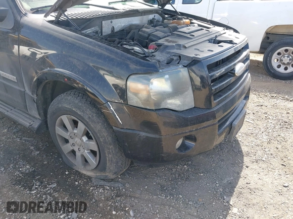 2008 Ford Expedition Limited с VIN 1FMFU19538LA87045, выставлен на аукционе IAAI как лот 41789089 с пробегом 235 314 миль миль и . История ставок и продаж доступна на DreamBid. Изображение 13.