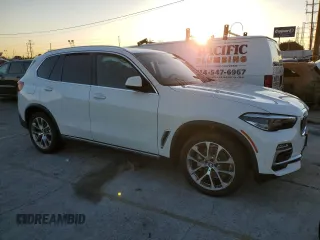 2020 BMW X5 sDrive40i with VIN 5UXCR4C03L9B14243, listed as a Copart auction lot 38179513 with 0 mi miles. Bid and sale history available at carsss.com. Image 4.