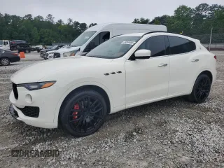 2022 Maserati Levante GT z VIN ZN661XUA8NX398607, wystawiony jako Copart lot #58856065 z przebiegiem 51 623 mil mil oraz Tytuł czysty. Historia ofert i sprzedaży dostępna na DreamBid. Obrazek 1.