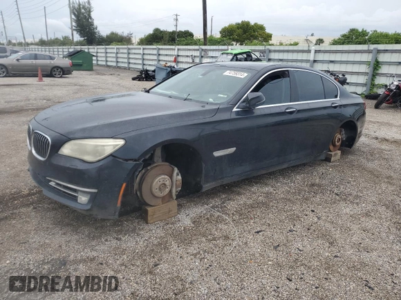 2013 BMW 7 Series 750i xDrive z VIN WBAYB6C53DC997908, wystawiony jako Copart lot #74759314 z przebiegiem Nie podano mil oraz Szkoda całkowita • Salvage title. Historia ofert i sprzedaży dostępna na DreamBid. Obrazek 1.