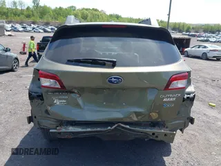 2015 Subaru Outback Premium z VIN 4S4BSACC5F3221045, wystawiony jako IAAI lot #42252002 z przebiegiem 106 873 mil mil oraz . Historia ofert i sprzedaży dostępna na DreamBid. Obrazek 6.