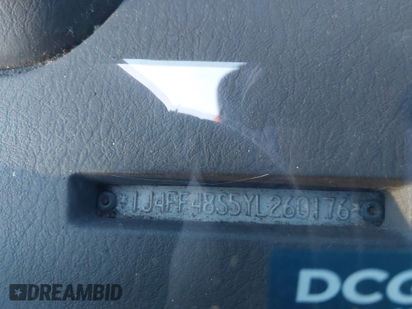 2000 Jeep Cherokee z VIN 1J4FF48S5YL260176, wystawiony jako IAAI lot #41381885 z przebiegiem Nie podano mil oraz . Historia ofert i sprzedaży dostępna na DreamBid. Obrazek 9.