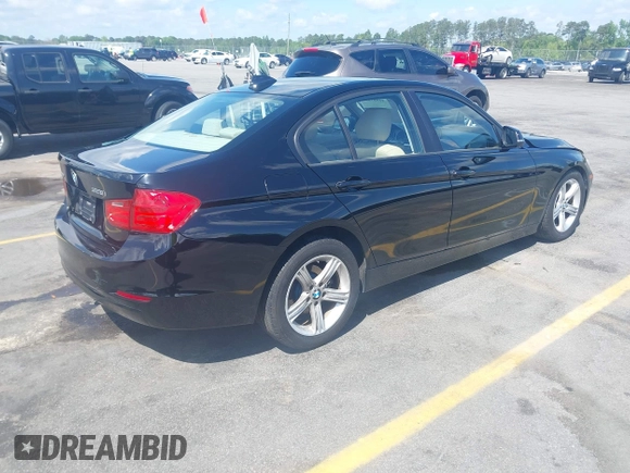 2013 BMW 3 Series 328i xDrive with VIN WBA3B5C58DF138736, listed as a IAAI auction lot 41981208 with 113,510 mi miles. Bid and sale history available at carsss.com. Image 4.