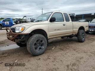 2000 Toyota Tacoma z VIN 4TAWN72N4YZ589831, wystawiony jako Copart lot #59678005 z przebiegiem 152 624 mil mil oraz Szkoda całkowita • Salvage title. Historia ofert i sprzedaży dostępna na DreamBid. Obrazek 1.