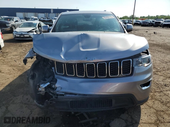 2017 Jeep Grand Cherokee Laredo with VIN 1C4RJFAG7HC834473, listed as a Copart auction lot 60400725 with 100,293 mi miles and Clean title. Bid and sale history available at DreamBid. Image 5.