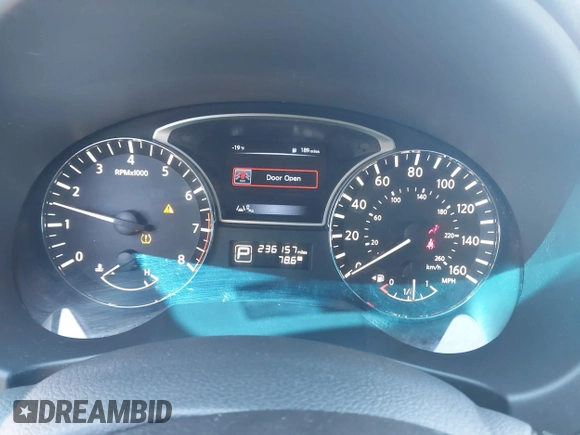 2015 Nissan Altima SL with VIN 1N4BL3AP8FC147080, listed as a IAAI auction lot 41816106 with 236,157 mi miles and . Bid and sale history available at carsss.com. Image 7.