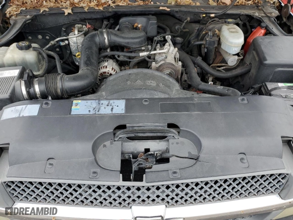 2003 Chevrolet Silverado 1500 LS with VIN 2GCEC19X331335720, listed as a Copart auction lot 86581804 with 191,453 mi miles and Clean Title. Bid and sale history available at carsss.com. Image 11.
