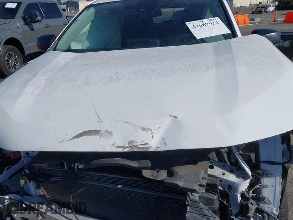 2023 Toyota RAV4 LE z VIN 2T3H1RFV1PW248254, wystawiony jako IAAI lot #41687924 z przebiegiem 25 003 mil mil oraz . Historia ofert i sprzedaży dostępna na DreamBid. Obrazek 10.