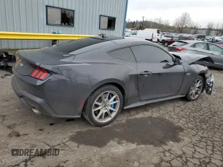 2024 Ford Mustang GT z VIN 1FA6P8CF5R5414448, wystawiony jako Copart lot #46405615 z przebiegiem 10 954 mil mil oraz Szkoda całkowita • Salvage title. Historia ofert i sprzedaży dostępna na DreamBid. Obrazek 3.
