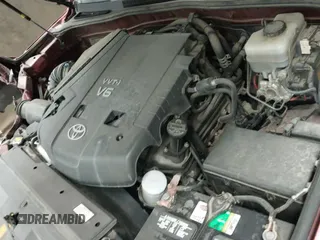 2006 Toyota 4Runner SR5 with VIN JTEBU14R668065890, listed as a IAAI auction lot 41699504 with 254,574 mi miles and . Bid and sale history available at DreamBid. Image 20.