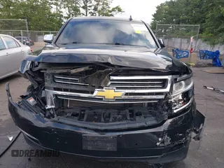 2015 Chevrolet Suburban LTZ с VIN 1GNSKKKC4FR602191, выставлен на аукционе IAAI как лот 42683127 с пробегом 233 897 миль миль и . История ставок и продаж доступна на DreamBid. Изображение 6.