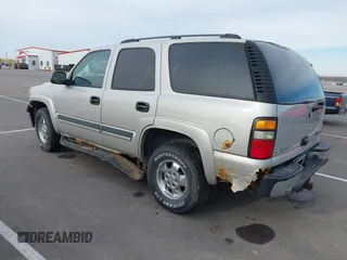 2004 Chevrolet Tahoe Special Service with VIN 1GNEK13V14J221157, listed as a IAAI auction lot 41932600 with 205,296 mi miles. Bid and sale history available at carsss.com. Image 3.