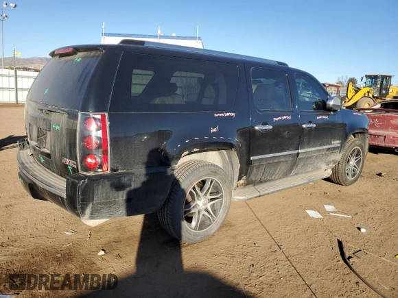2010 GMC Yukon XL Denali with VIN 1GKUKMEFXAR122804, listed as a Copart auction lot 44266985 with 257,039 mi miles and Salvage Title. Bid and sale history available at carsss.com. Image 3.