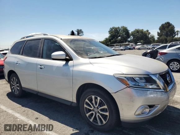 2014 Nissan Pathfinder S z VIN 5N1AR2MM6EC623157, wystawiony jako Copart lot #64110745 z przebiegiem 124 100 mil mil oraz Szkoda całkowita • Salvage title. Historia ofert i sprzedaży dostępna na DreamBid. Obrazek 4.