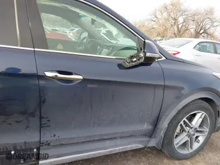 2017 Hyundai Santa Fe Limited Ultimate with VIN KM8SRDHF4HU214472, listed as a IAAI auction lot 41149762 with 54,549 mi miles. Bid and sale history available at carsss.com. Image 17.
