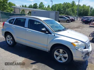 2011 Dodge Caliber Mainstreet z VIN 1B3CB3HA1BD114110, wystawiony jako IAAI lot #42301957 z przebiegiem 172 564 mil mil oraz . Historia ofert i sprzedaży dostępna na DreamBid. Obrazek 1.