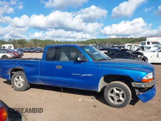 1998 Dodge Dakota with VIN 1B7FL22P9WS602318, listed as a IAAI auction lot 40830718 with 290,693 mi miles. Bid and sale history available at carsss.com. Image 13.