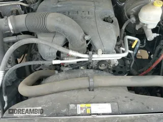 2015 Ram 1500 Outdoorsman с VIN 1C6RR6LT8FS530016, выставлен на аукционе IAAI как лот 42479650 с пробегом 233 092 миль миль и . История ставок и продаж доступна на DreamBid. Изображение 20.