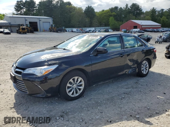 2015 Toyota Camry XLE with VIN 4T1BF1FK0FU887697, listed as a Copart auction lot 56322585 with 102,386 mi miles and Clean Title. Bid and sale history available at DreamBid. Image 1.