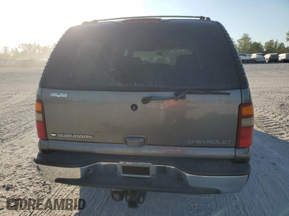 2002 Chevrolet Suburban LT with VIN 3GNEC16Z62G327193, listed as a Copart auction lot 78005674 with 241,106 mi miles and Salvage Title. Bid and sale history available at carsss.com. Image 6.