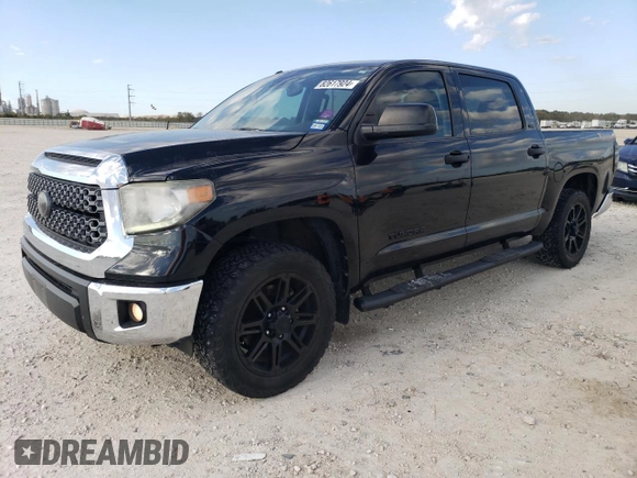 2018 Toyota Tundra 2WD SR5 with VIN 5TFEM5F11JX131082, listed as a Copart auction lot 82617924 with 105,481 mi miles and Salvage Title. Bid and sale history available at carsss.com. Image 1.