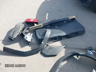 2024 Toyota Land Cruiser z VIN JTEABFAJ9RK012363, wystawiony jako IAAI lot #41859375 z przebiegiem 5 420 mil mil oraz . Historia ofert i sprzedaży dostępna na DreamBid. Obrazek 12.