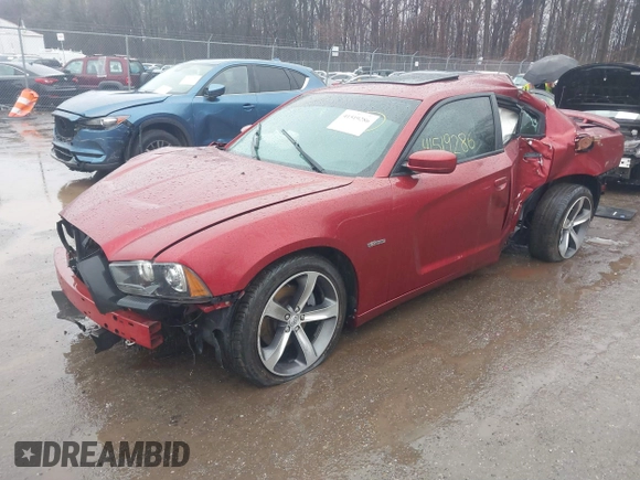 2014 Dodge Charger RT z VIN 2C3CDXCT4EH219244, wystawiony jako IAAI lot #41519286 z przebiegiem 111 385 mil mil oraz . Historia ofert i sprzedaży dostępna na DreamBid. Obrazek 18.