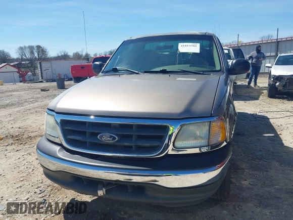 2003 Ford F-150 XL with VIN 1FTRF17W33NA33247, listed as a IAAI auction lot 41815581 with 171,256 mi miles and . Bid and sale history available at DreamBid. Image 12.