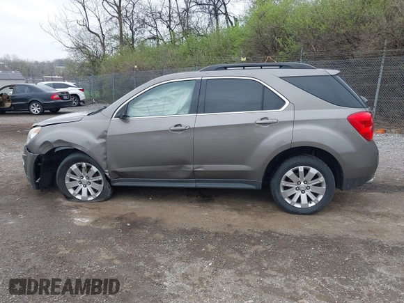 2011 Chevrolet Equinox LT with VIN 2CNFLPE55B6276307, listed as a IAAI auction lot 41952916 with 173,718 mi miles. Bid and sale history available at carsss.com. Image 15.