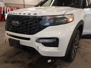 2022 Ford Explorer ST-Line with VIN 1FMSK8KHXNGB57162, listed as a IAAI auction lot 41491271 with 57,712 mi miles. Bid and sale history available at carsss.com. Image 18.