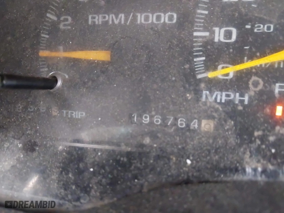 1999 Chevrolet Tahoe with VIN 1GNEC13R8XJ511786, listed as a IAAI auction lot 41538890 with 196,764 mi miles. Bid and sale history available at carsss.com. Image 7.