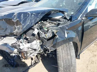 2016 Hyundai Azera with VIN KMHFG4JG5GA510143, listed as a IAAI auction lot 41776450 with Not Provided miles and . Bid and sale history available at DreamBid. Image 6.