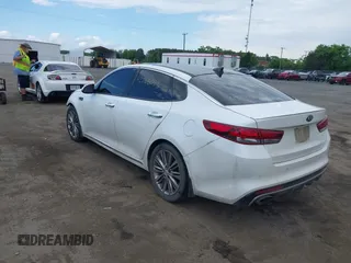 2016 Kia Optima SXL Turbo with VIN 5XXGV4L26GG067859, listed as a IAAI auction lot 42223073 with 133,511 mi miles and . Bid and sale history available at DreamBid. Image 3.